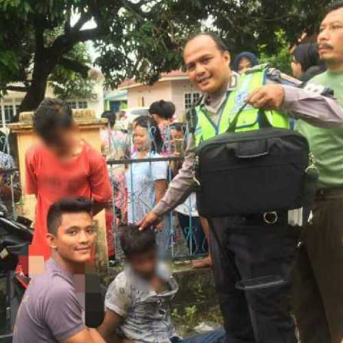 Terlibat kejar-kejaran, 2 Polisi di Pekanbaru Gagalkan Aksi Penjambretan, Pelaku Sempat Tabrak Mobil Hingga Berakhir Begini