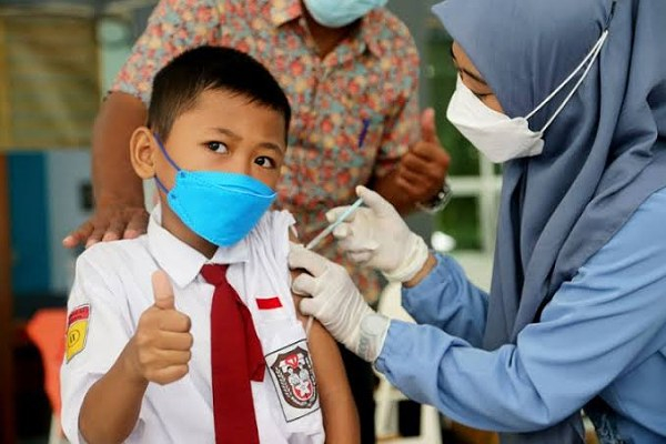 Jika Ada Efek dari Vaksinasi Anak 6-11 Tahun, Pelaksana dan Negara Harus Tanggungjawab