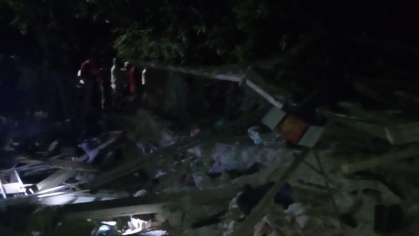 Ledakan Dahsyat Hancurkan Rumah di Pandeglang, 1 Orang Tewas
