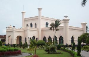 GoRiau Istana Siak: Istana Matahari Timur yang Menawan