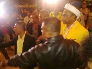GoRiau Rapat Golkar Kubu Ical Ricuh, Sejumlah Pria Berteriak Cari Yorrys