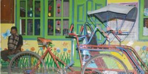 GoRiau Tukang Becak Ini Tolak Penumpang Demi Salat Subuh Berjamaah