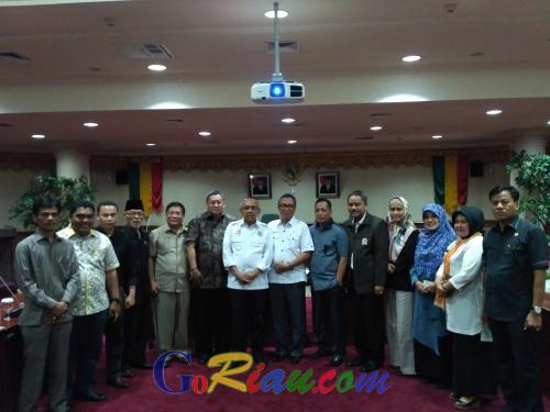 KLHK dan KPK Tak Datang, Rapat RTRW di Riau Ditunda, Sunaryo: Kita Ingin Duduk Bersama