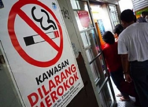 GoRiau Tak Sesuai Syariat, Pemko Lhokseumawe Larang Wanita Merokok di Tempat Terbuka