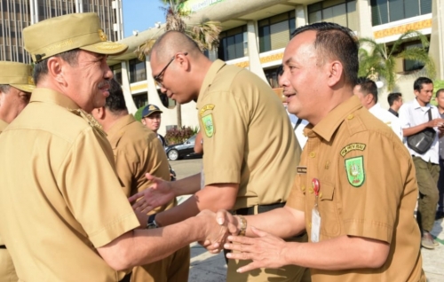 Tanpa Keterangan, Sebanyak 508 ASN Pemprov Riau Bolos di Hari Perdana Masuk Kerja