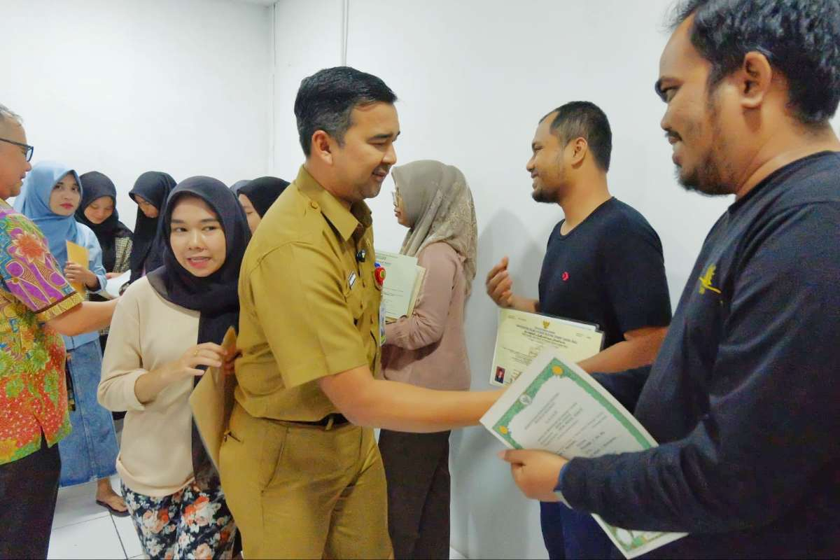 Disnakertrans Riau Fasilitasi Pengembalian 11 Ijazah Pekerja PT Sukses Riau Permata