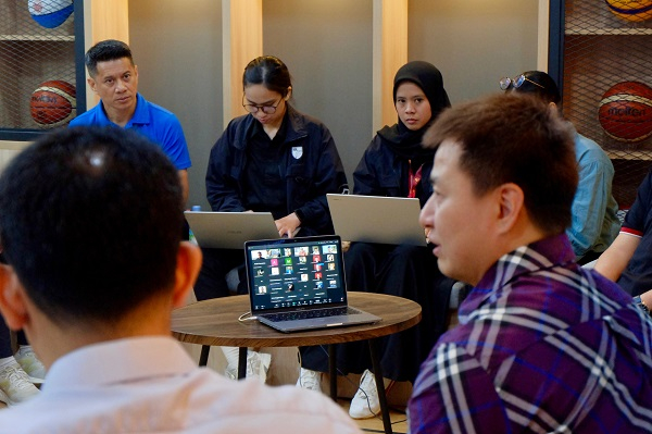 Jelang Playoffs IBL 2025, DPP Perbasi dan IBL Gelar Evaluasi Bersama Wasit