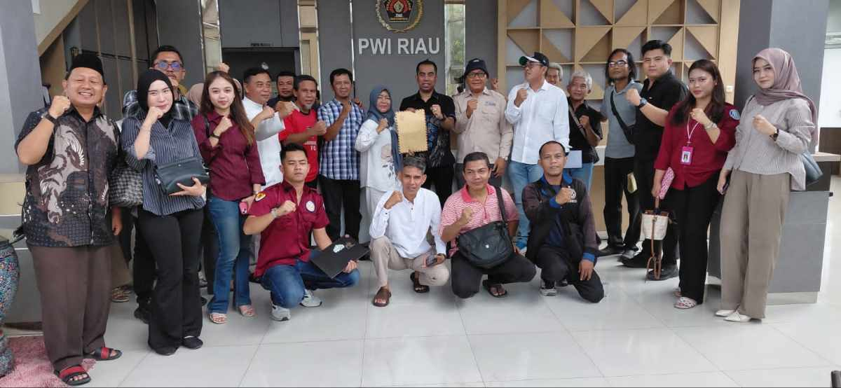 Tuntut Hak Miliaran Rupiah, Puluhan Eks Karyawan Riau Pos Group Gandeng Tiga LBH