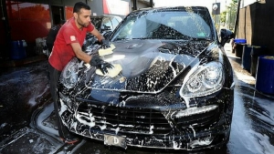 GoRiau Hindari Mencuci Mobil di Bawah Terik Matahari, Ini Alasannya