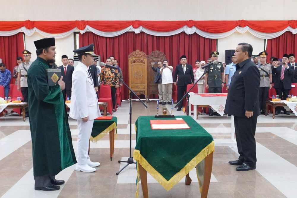 Pj Gubernur Riau Akhirnya Lantik Erisman Yahya sebagai Pj Bupati Inhil