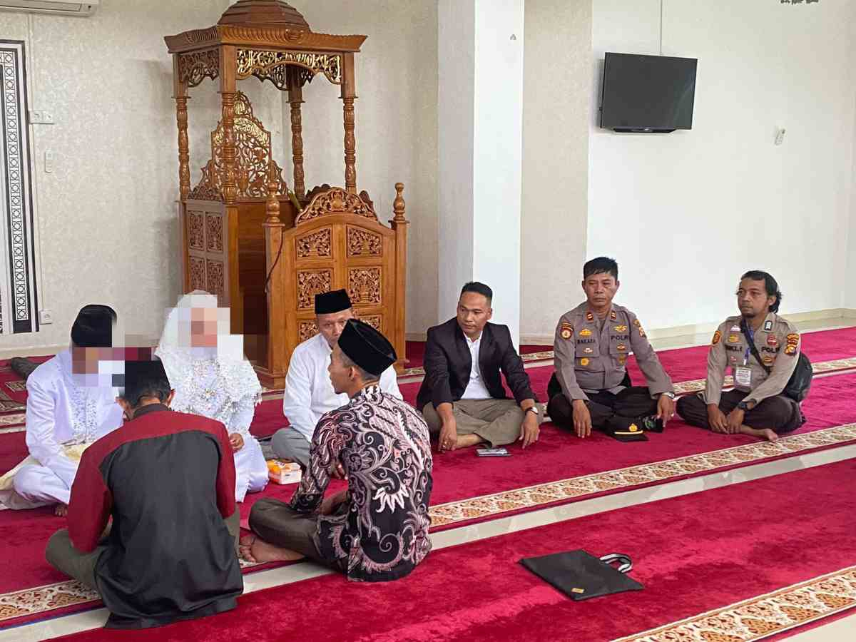 Tahanan Kasus Kekerasan Seksual Melangsungkan Pernikahan di Mapolres Meranti