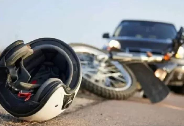 Tabrakan Beruntun Mobil dengan 4 Motor di Adi Sucipto Pekanbaru, Driver Ojol Tewas, Pengendara Mobil Diduga Pakai Narkoba