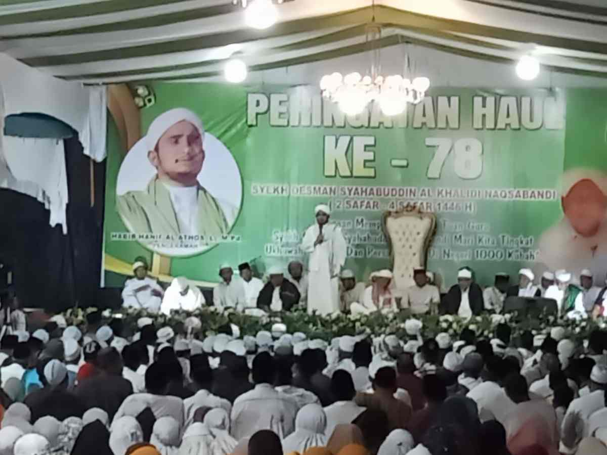 Acara Puncak Haul ke-78 Syekh Oesman Syahabuddin di Rohil, Menantu Habib Rizieq Syihab Sampaikan Tsusyiah