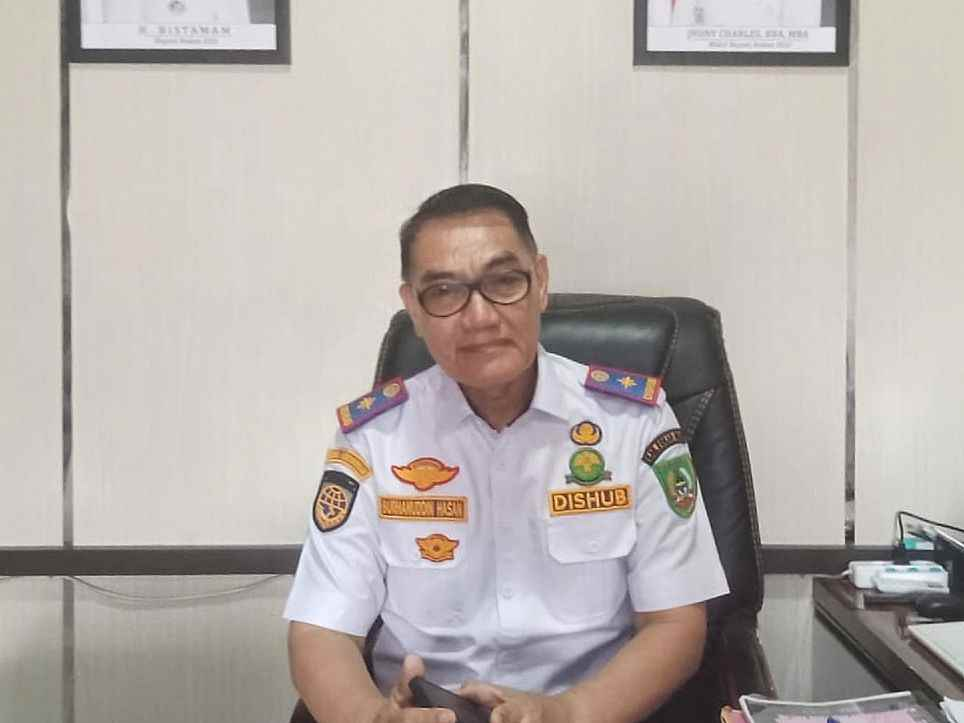 Benahi Tata Kelola, Dishub Rohil Terbitkan SK dan Seragam Juru Parkir