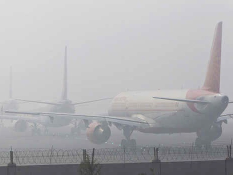 Kabut Asap di Pekanbaru, Pilot Masih Bisa Mendaratkan Pesawat di Bandara SSK II
