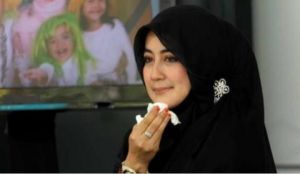 GoRiau Ini Jawaban Istri Uje Soal Isu Ia akan Nikah Lagi