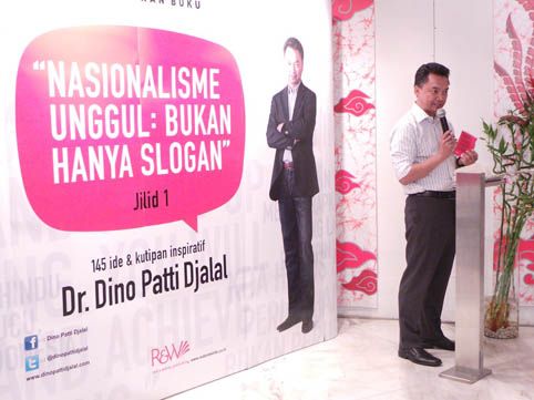 Dino Luncurkan Buku Saku Nasionalisme Unggul: Bukan Hanya Slogan!