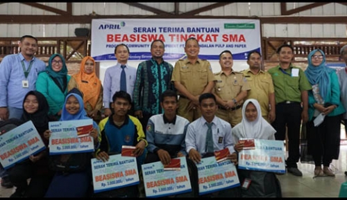 Jalan Berliku Warga Pelalawan Peroleh Pendidikan