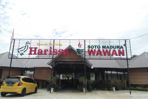 Rumah Makan Bebek Goreng Harissa dan Soto Madura Wawan, Khas Surabaya di Jantung Kota Pekanbaru