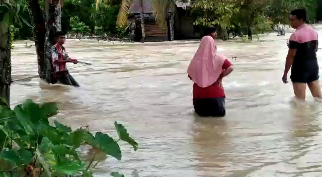 Banjir Hantam Pangean Kuansing, Puluhan Rumah Terendam