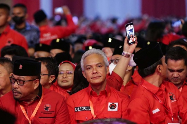 Ganjar Tak Dihiraukan Megawati pada HUT PDIP, Duduk di Barisan Ketiga dan Tak Dapat Tumpeng
