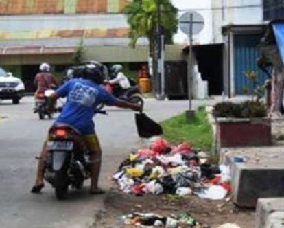 GoRiau Buang Sampah tak Sesuai Aturan, Warga Pekanbaru akan Didenda Rp250 Ribu