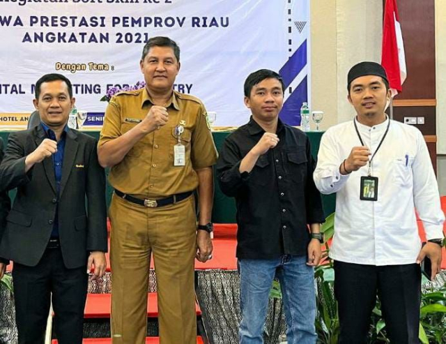 Unilak dan Pemprov Riau Gelar Pelatihan Digital Marketing bagi Mahasiswa Beasiswa