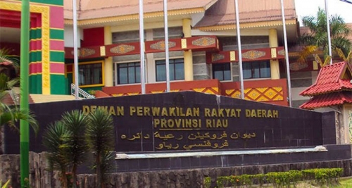 Dewan Minta Golkar Proses Pengganti Ketua DPRD Riau