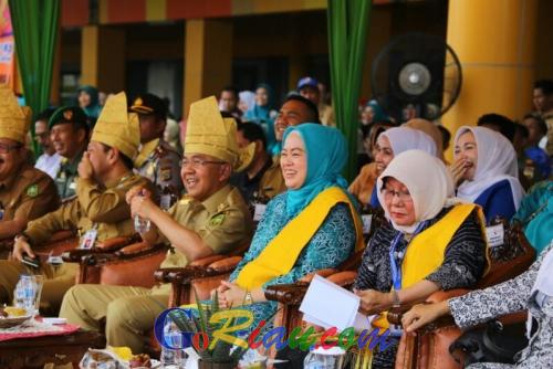 Tekan Pertumbuhan Penduduk di Riau, Bidan Jadi Ujung Tombak Program Keluarga Berencana