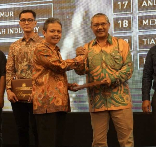 99 Wajib Pajak Terima Penghargaan dari DJP Riau Kepri