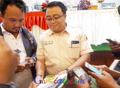 Oknum LO Demokrat di Siak Ngaku Ogah Copot APK Jelang Hari Pencoblosan, Fitri: Kami Serahkan ke Satpol PP Saja