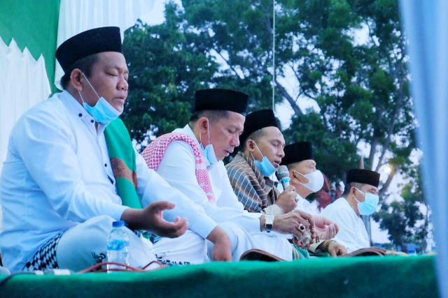Sambut Ramadan, Pemkab Kepulauan Meranti Gelar Zikir Akbar dan Shalat Subuh Berjamaah