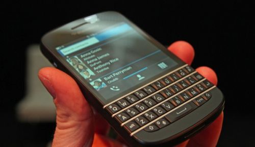 BlackBerry R10 Dibanderol di Bawah Rp5 Juta