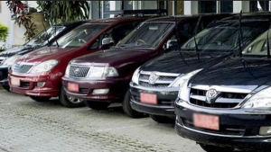 GoRiau Nunggak Pajak, Ratusan Mobil Dinas Pemprov Riau Dikandangkan