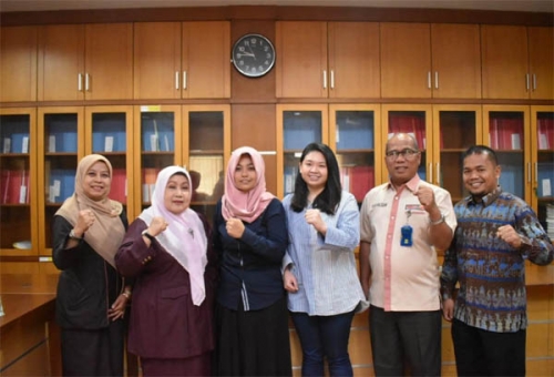 Dua Mahasiswi Unilak Ikuti Kompetisi NUDC di Surabaya