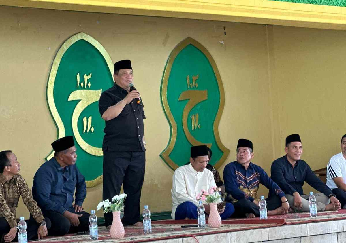 Kunjungi Pesantren Nur Alif di Lirik Inhu, Pj Gubri SF Hariyanto Mohon Doa dari Santri