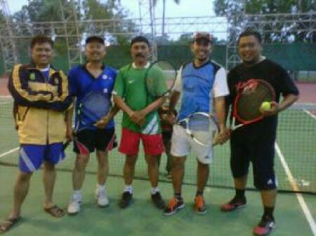 Tim Tenis PWI Riau Siap Curi Medali di Porwanas