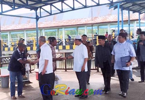 Tiba di Pelabuhan Tanjung Buton, Gubernur Riau Berlayar ke Kota Sagu