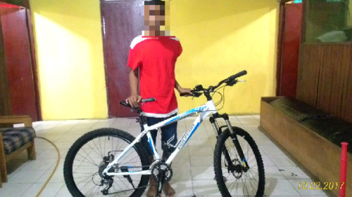 Pengangguran di Pekanbaru ini Ditangkap Polisi saat Jalan Sore Pakai Sepeda Hasil Curiannya