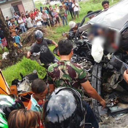Tabrakan Maut Avanza Vs Truk Tangki di Lintas Pekanbaru-Duri, Polisi Berpangkat Bripda Luka Berat, 1 Penumpang Wanita Tewas