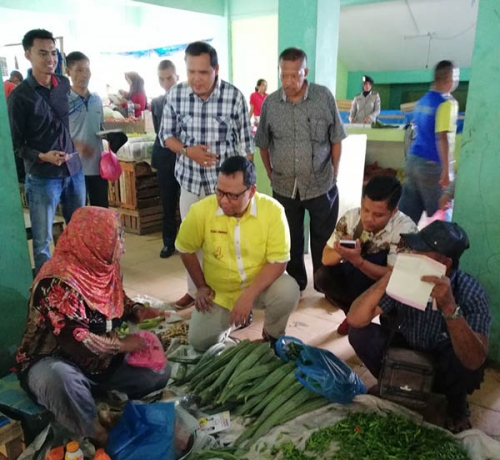 Cagub Lukman Edy Bersilaturahmi dengan Pedagang Pasar Modern Selatpanjang