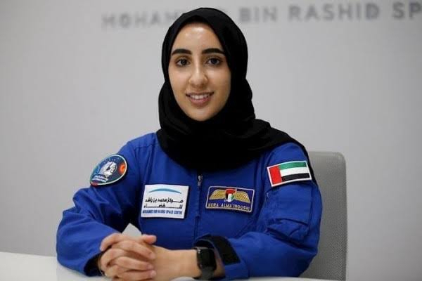 Diinspirasi Nora Al Matrooshi, NASA Disain Hijab Khusus Astronot
