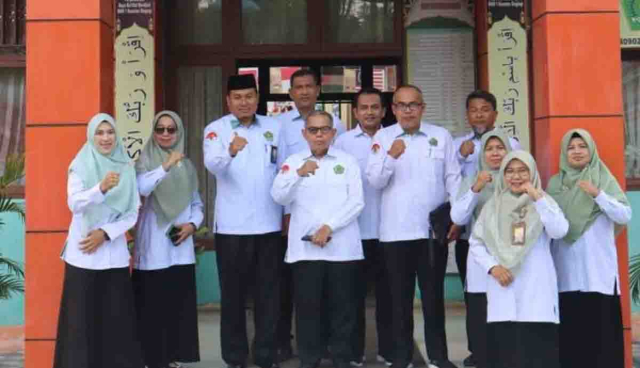 Kanwil Kemenag Riau Pantau Pelaksanaan Ujian Madrasah di MAN 1 Kuansing