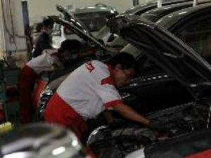 GoRiau 3 Indikasi Aki Mobil Anda Bermasalah