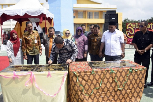 Resmikan RTH Muajolelo Pinggir, Bupati: Jaga dari Tangan-tangan Jahil