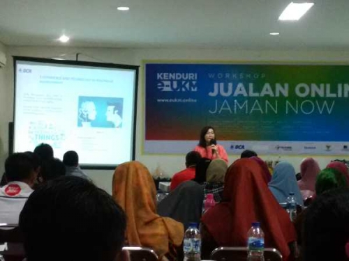 Transformasi UKM ke Platform Online, Aulia: Harus Komitmen, Baru Sukses