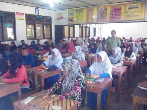 Seleksi Beasiswa Tanoto Foundation - PT RAPP 2016, 100 Siswa Ikuti Psikotest di Kuansing