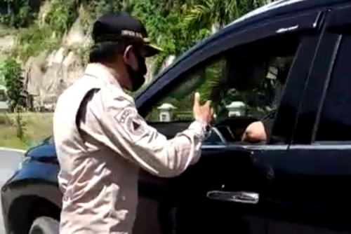 Tak Pakai Masker, Anggota DPRD di Sumbar Lontarkan Kata-kata Kotor Saat Ditegur Petugas