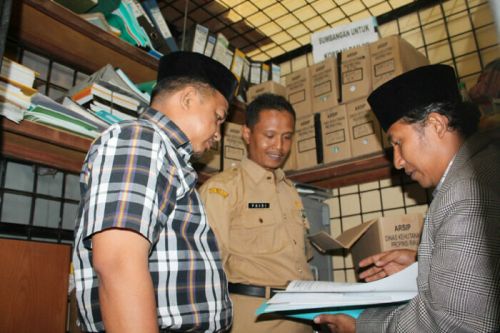 KIP Riau Adakan Pemeriksaan di Tempat ke Dishut Riau
