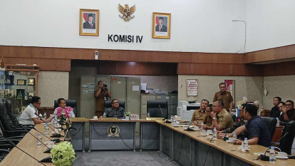 31 Tahun Menanti, Jalan Provinsi Suram–Kunto Darussalam Tak Kunjung Diperbaiki Warga Ngadu ke DPRD Riau